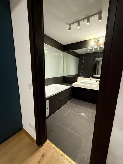 Apartament cu 2 camere decomandat în Aviației