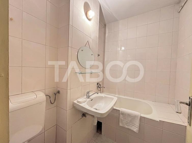 De vanzare apartament 2 camere decomandate zona Manastur - 5