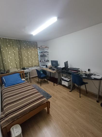 Apartament cu 4 camere în Mănăștur