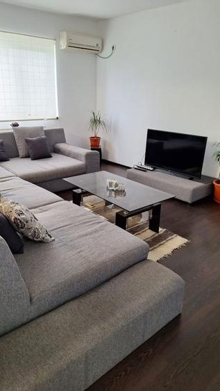 Inchiriez apartament Poarta 6 - 3