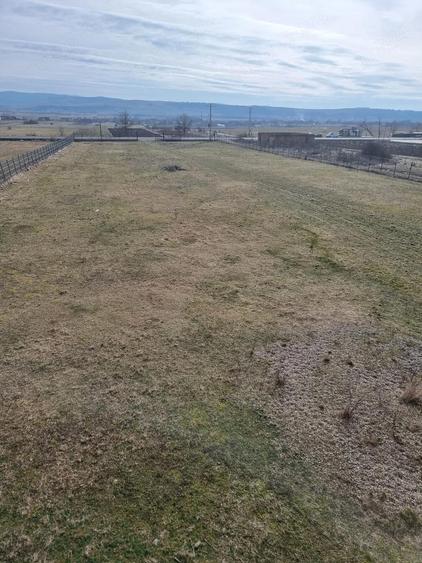 Proprietate de vanzare, 1 hectar teren, la drum national DN17 Dej Bistrita - 3