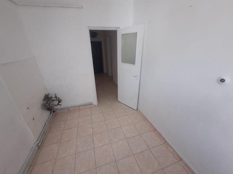 Apartament cu 2 camere decomandat, zona Alexandru cel Bun - 7