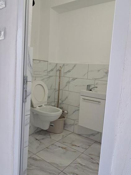 Apartament 2 camere renovat totul nou - 8