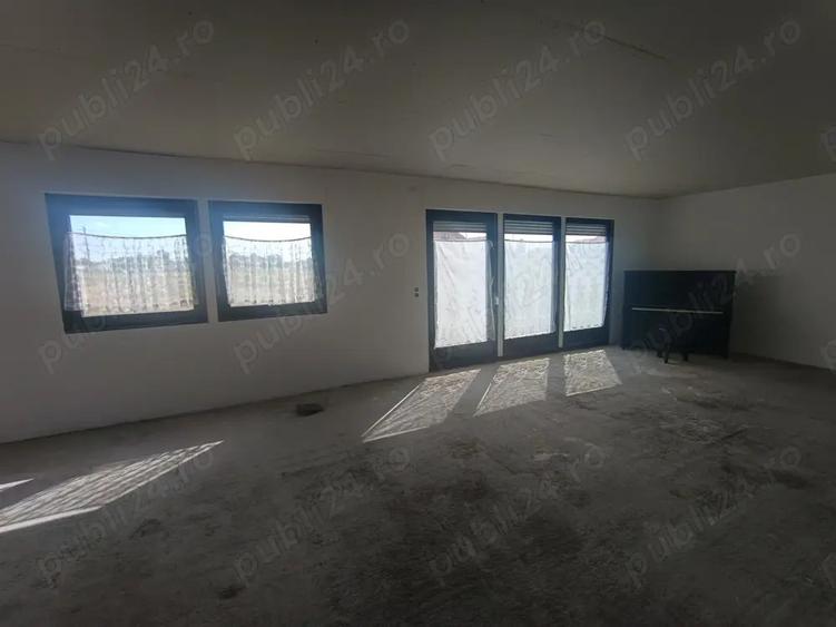 Casa P + M 180 mp locuibil Teren ca. 700 mp Sannicolau Mare 59900 - 2