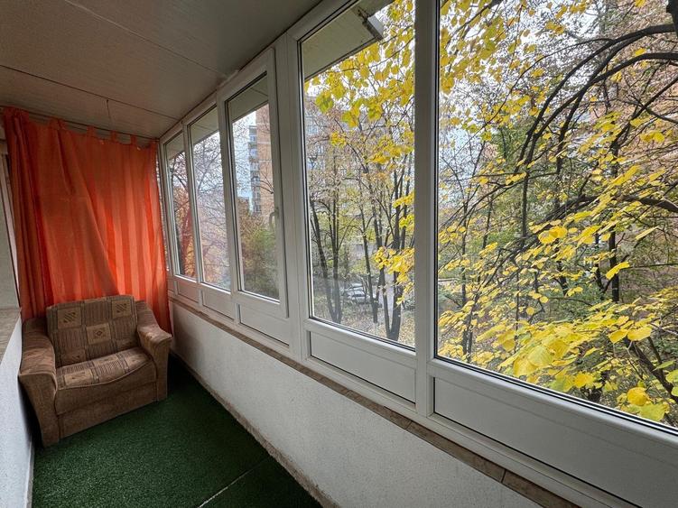 Inchiriere apartament doua camere mobilat/utilat Drumul Taberei metrou - 10