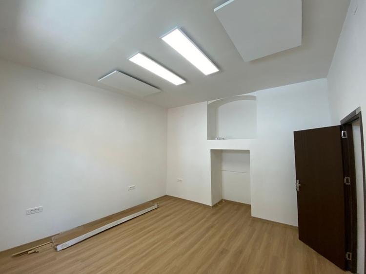 Spațiu comercial ultracentral format din 2 camere cu 2 intrări separate, 40,18mp - 10