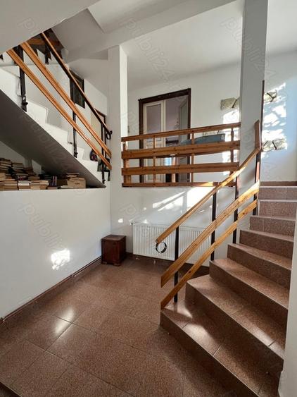 De inchiriat vila cu 4 camere in zona Piata 1848 - 9