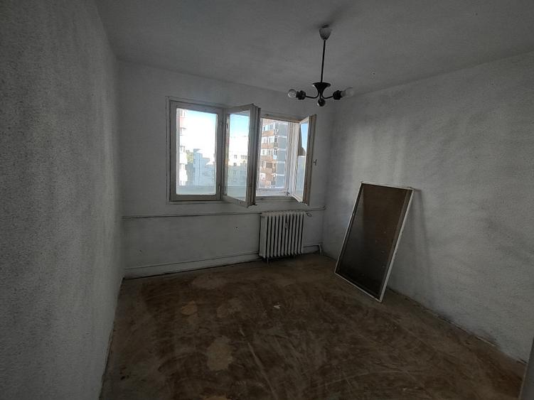 4 camere decomandat - Sos. Alexandria 15 - 4