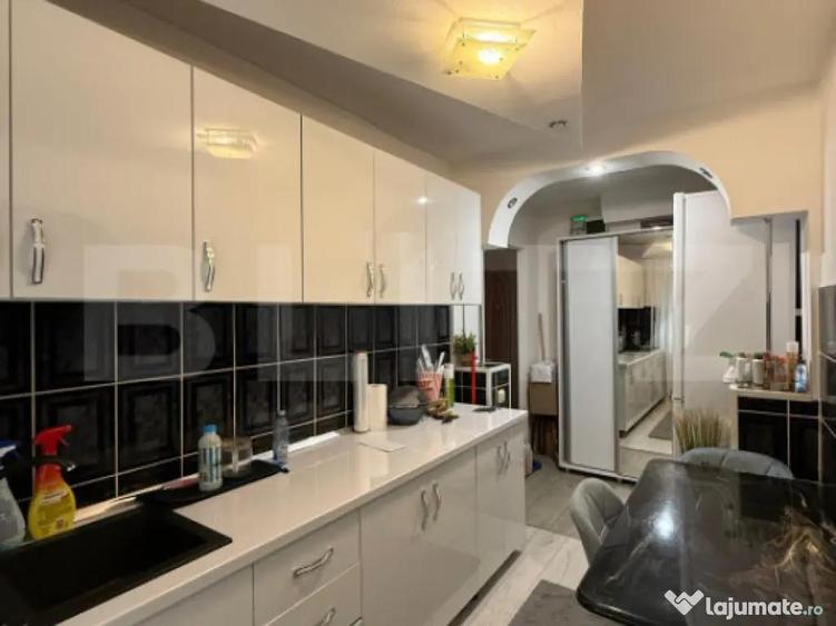 Apartament cu 3 camere, etajul 1, zona-Comuna din Paris - 2