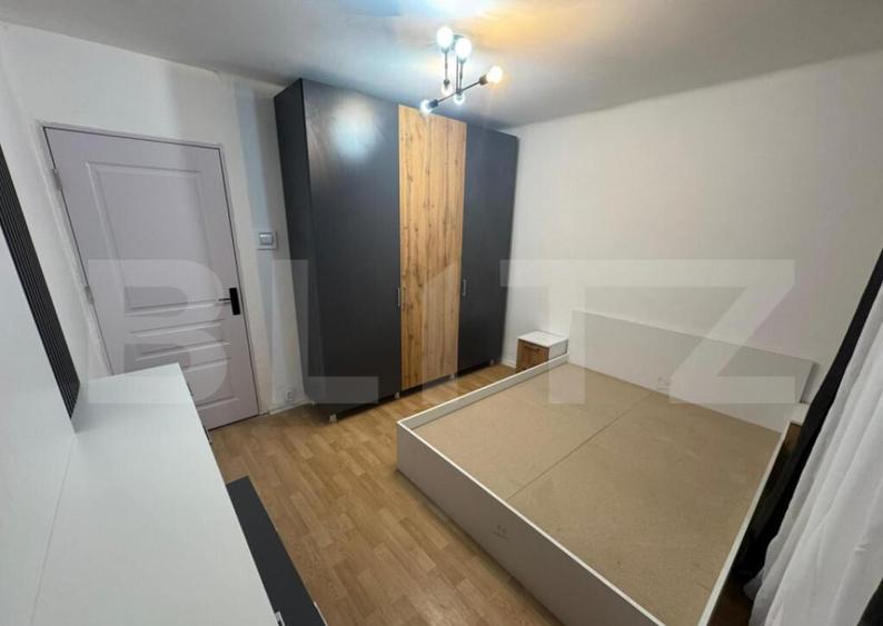 Apartament decomandat etajul 1, 52 mp, Rovine ,zona Parculet - 10