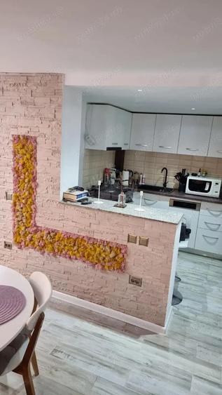 // CASA DE VANZARE ZONA CENTRALA// - 3