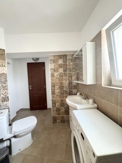 Apartament foarte spatios cu 2 Camere Bdul Libertatii-Parc Izvor - 12