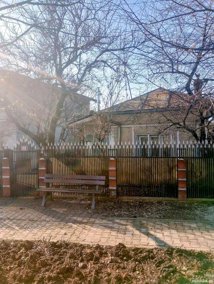 Vand, schimb casa la curte - 4