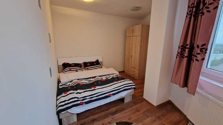 Apartament cu 3 camere decomandat în Bârzești