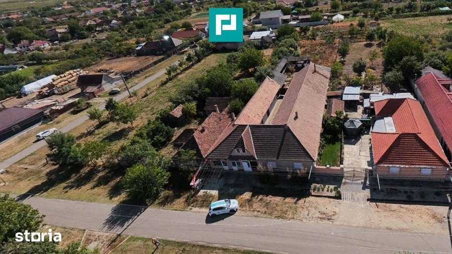 Casă cu 5 camere cu Teren 1430 Mp în Șiria