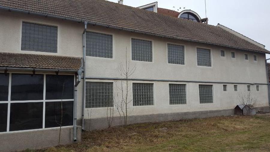 De vanzare Societate SRL cu immobile proprii in patrimoniu- Hale, Ateliere, Depozite, Ghimbav Brasov - 1