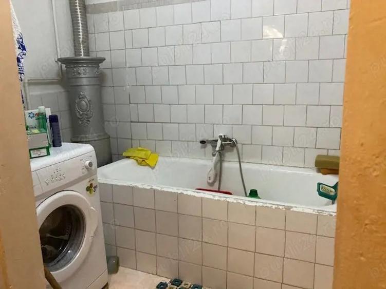 Casa 88mp + curte 200mp, Pieptanari sect.5 185000 eur - 3