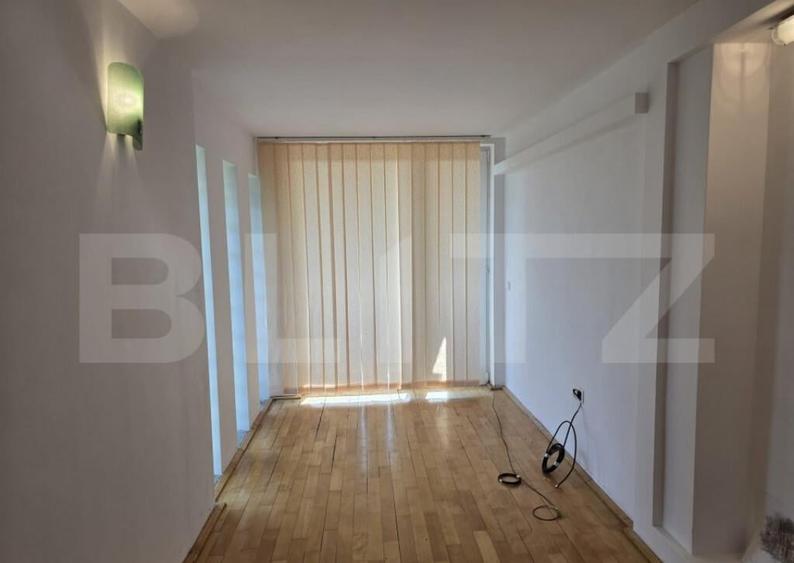 Casa cu piscina ,7 camere, 447 mp - teren 1535mp, Vetis - 5