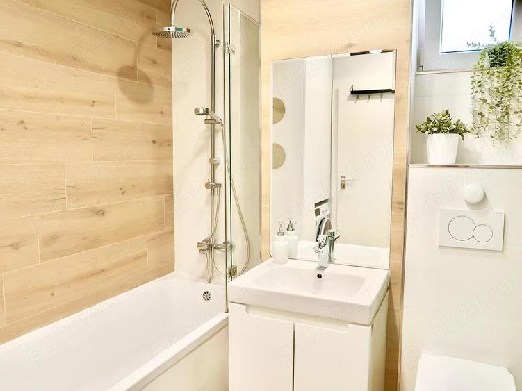 Proprietar vand apartament 3 camere ultrafinisat cu panorama spre Cri? - 9