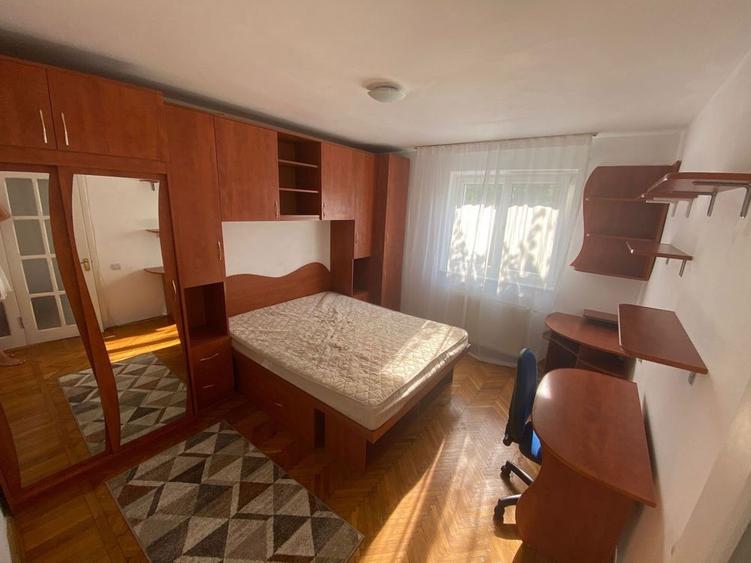Vand garsoniera Hanul Haiducilor 25m2 etaj 2/4 - 5