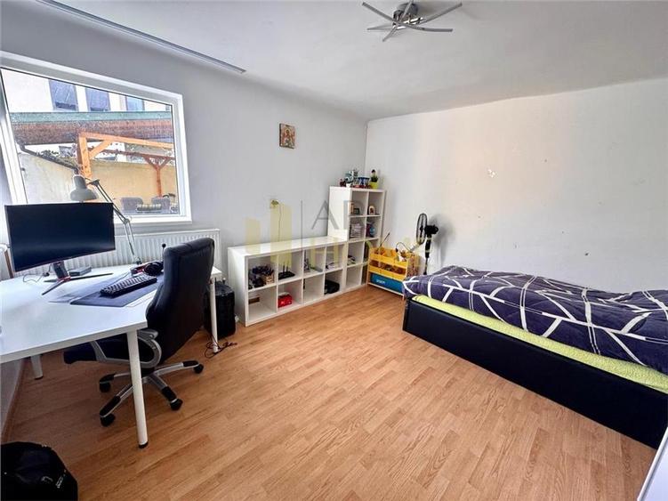 Vanzare apartament in casa, curte proprie, Ploiesti, zona centrala. - 11