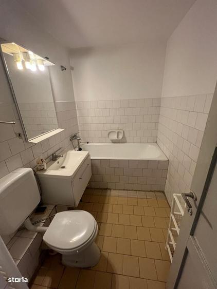 Apartament cu 2 camere decomandat în Carpați 2
