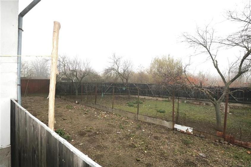 Casa 200 mp+ teren 1100 mp, 2 fronturi stradale - 15