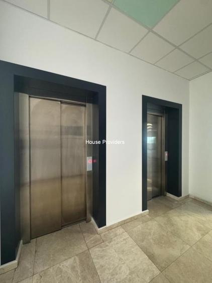 Spatiu Comercial 13200mp| Posibilitate Parcare | Lift | Cladire noua - 9