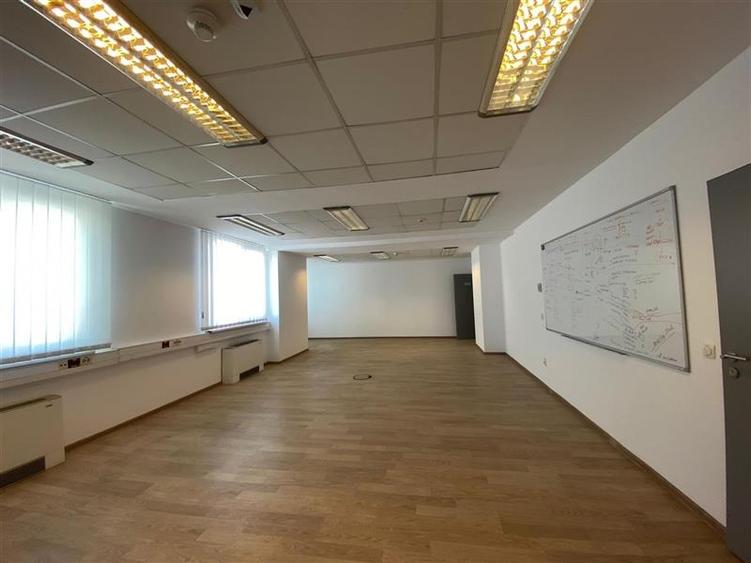 Spatiu in cladire de birouri Luterana -  420 mp - 560 mp - 8