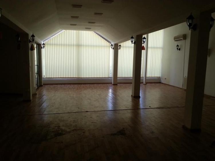 Cladire de 650 utili + 120 mp curte pretabila restaurant sau birouri - 8