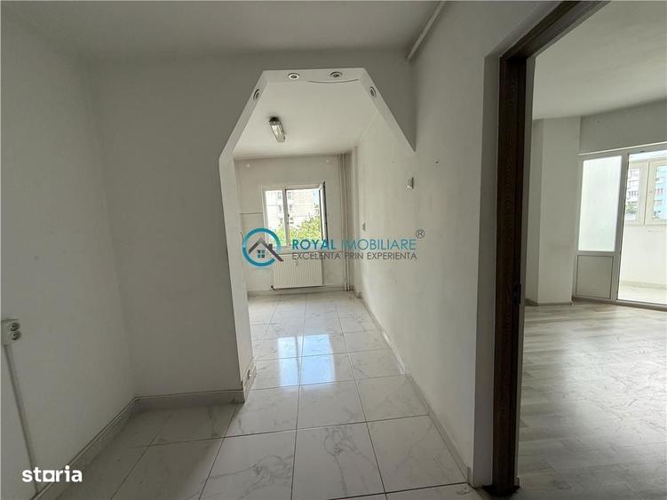 Apartament cu 2 camere semidecomandat în Republicii
