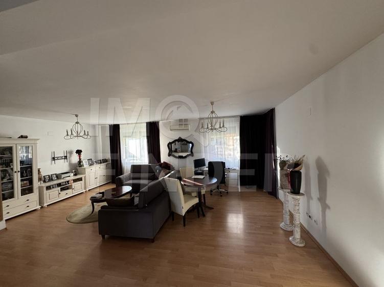 Apartament  3 camere 102 MP in cartierul Andrei Muresanu - 1