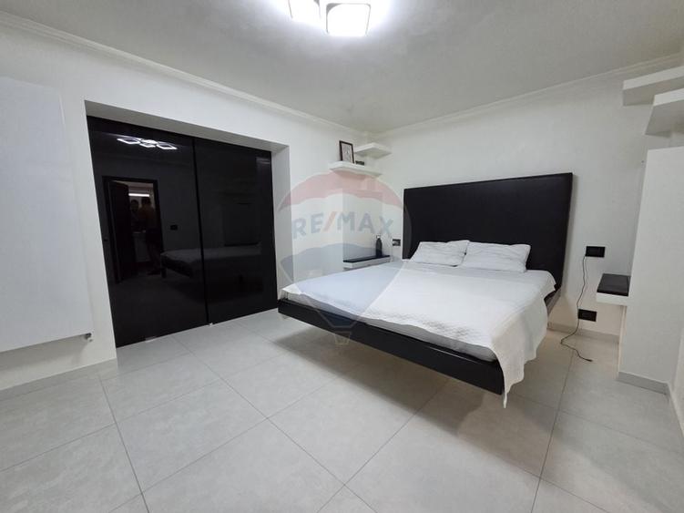 Apartament cu 3 camere etajul 1, zona Poienita - 10