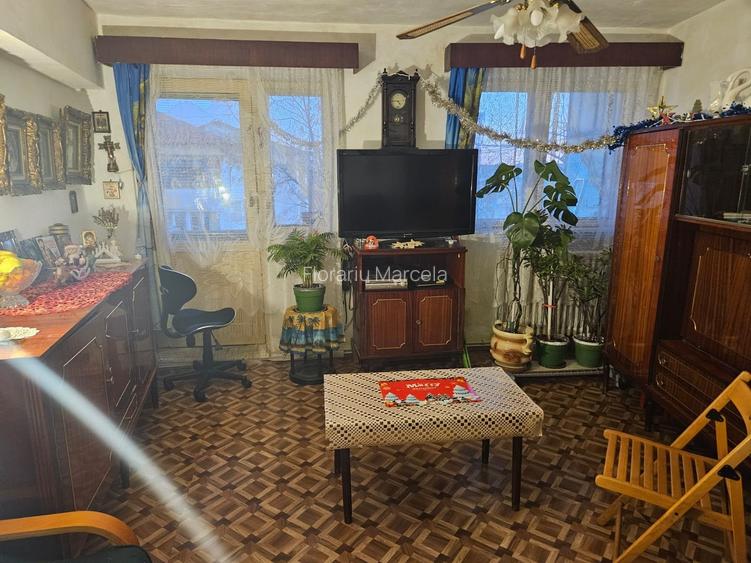 Apartament 3 camere zona Palatul Copiilor