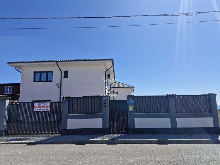 EXCLUSIV! Vila moderna P+1-Costinesti - Golful Francez-320.000 euro negociabil
