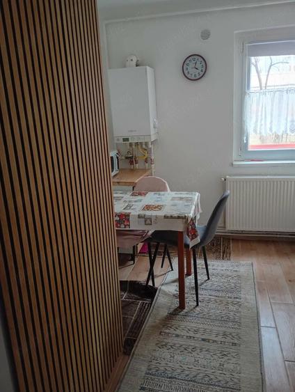 Vand apartament cu doua camere Codlea - 1