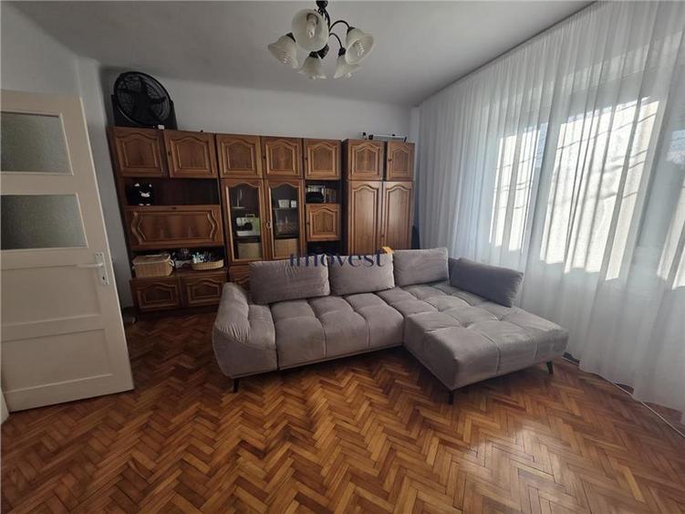 Apartament 3 Camere Semicentral - 1