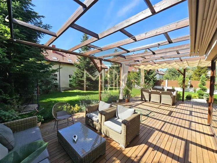 Exclusiv | Vila  5 camere Iancu Nicolae | 2 Locuri de  parcare - 2