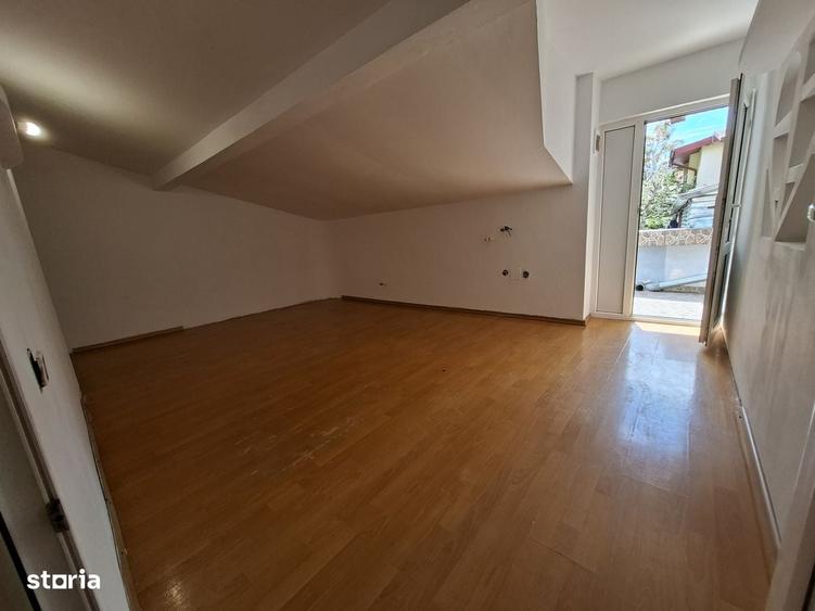 Piata Unirii, Calea Calarasilor, PROPRIETAR, vand casa P+M, 4 camere - 10
