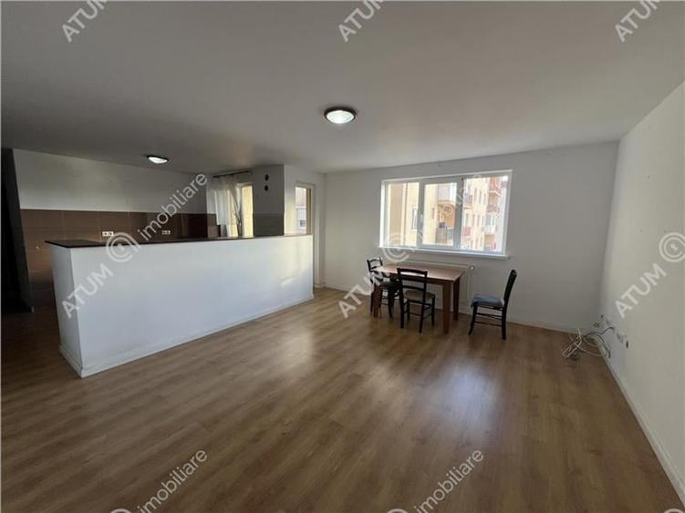 Apartament de 3 camere cu 2 balcoane etaj 2 situat in zona Rahovei - 1