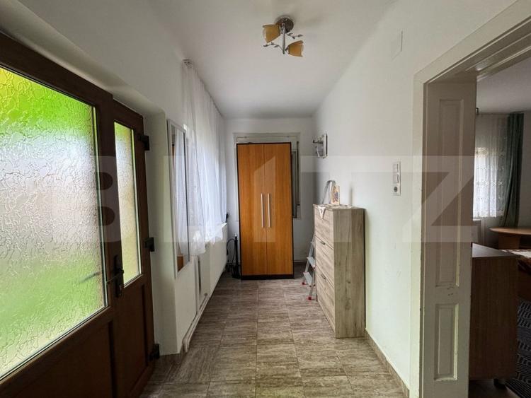 Casa de vanzare, cu 3 camere, 120 mp, 1080 mp teren, zona Simeria - 1