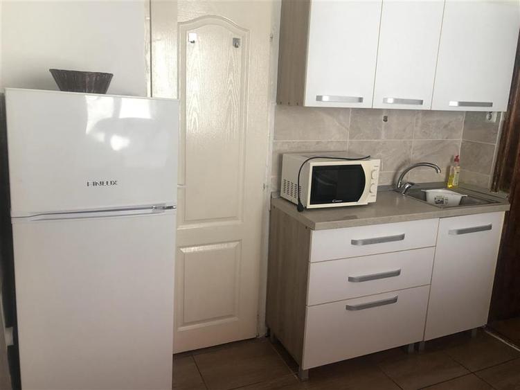 Apartament cu 2 camere nedecomandat, mobilat în Centrul Istoric