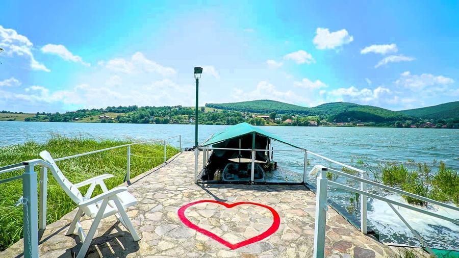 Proprietate unică pe malul lacului Moacșa – liniște, rafinament, eleganta - 55