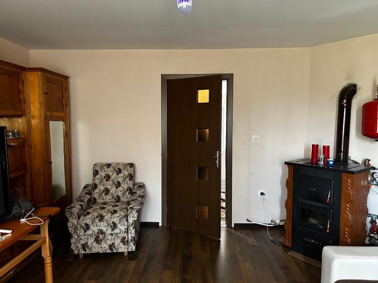 Casă de vânzare la țară  - 7