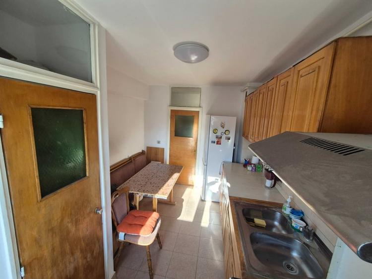 Apartament de 3 camere-Centrul Civic - 3