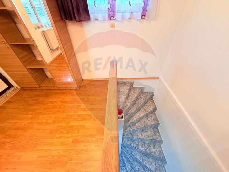 Casă individuală de vânzare | 3 camere | Șoseaua Alexandriei - 12