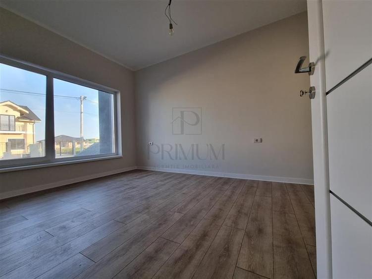 Duplex pe plan - 4 camere - zona linistita - terasa mare - 6