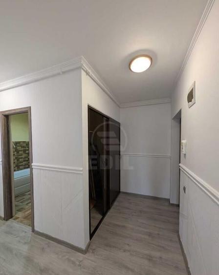 Apartament cu 3 camere, zona Terra - 6