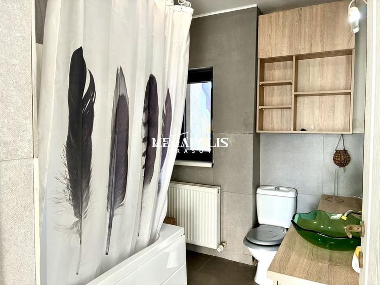 Casă / Ghimbav / 4 camere / Curte privată / Terasă - 32