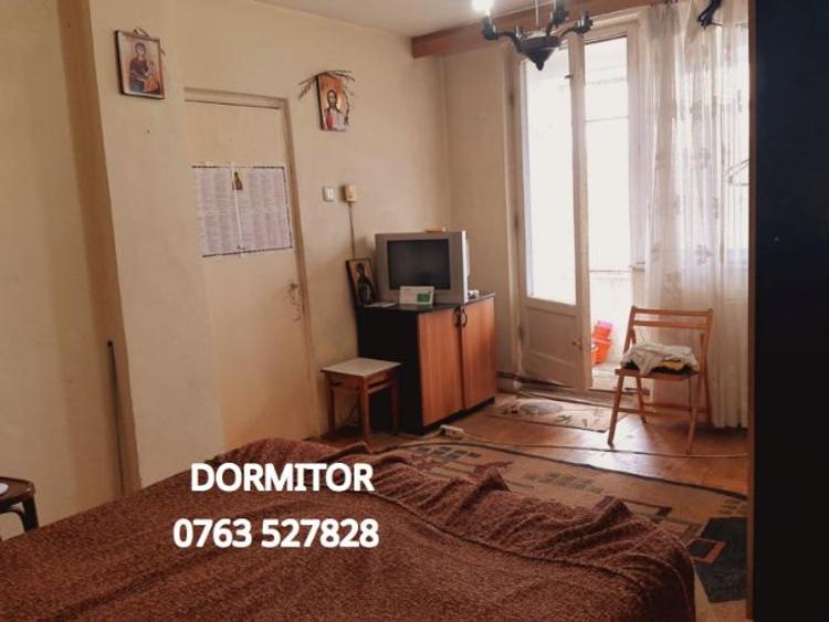 Vand apartament 2 camere, Petrosani, zona centrala - 4